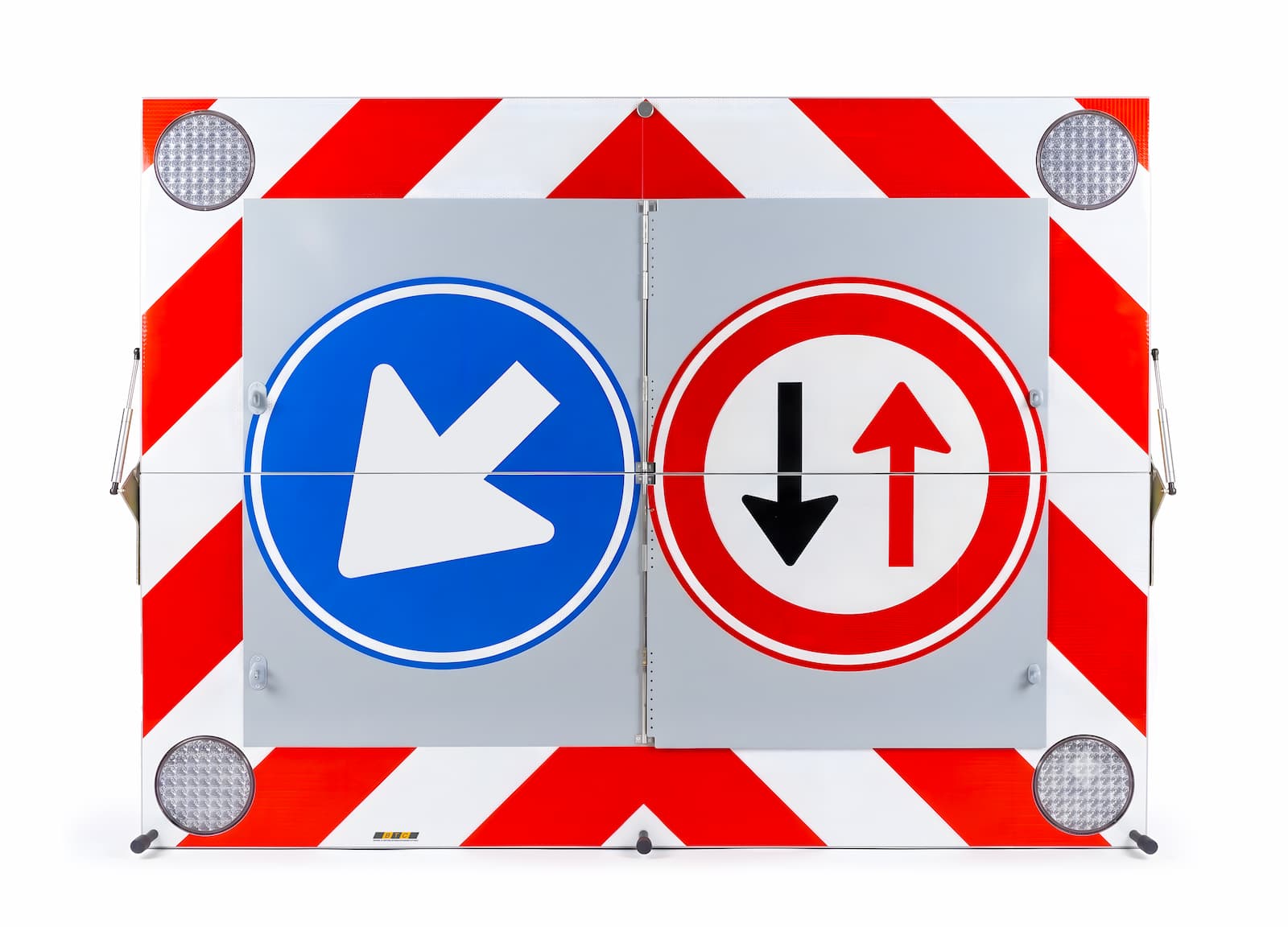 BTC actieraam — productfoto met verkeersborden en reflectoren